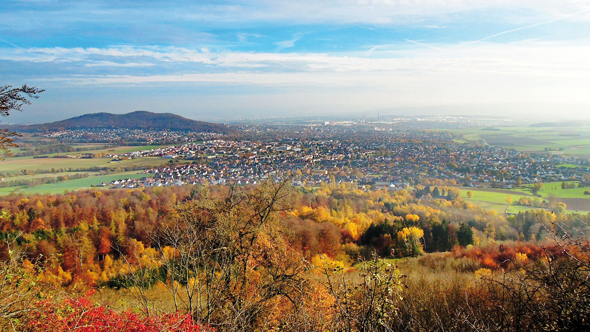 Blick vom Burgberg auf Baunatal (© H. Kipp)